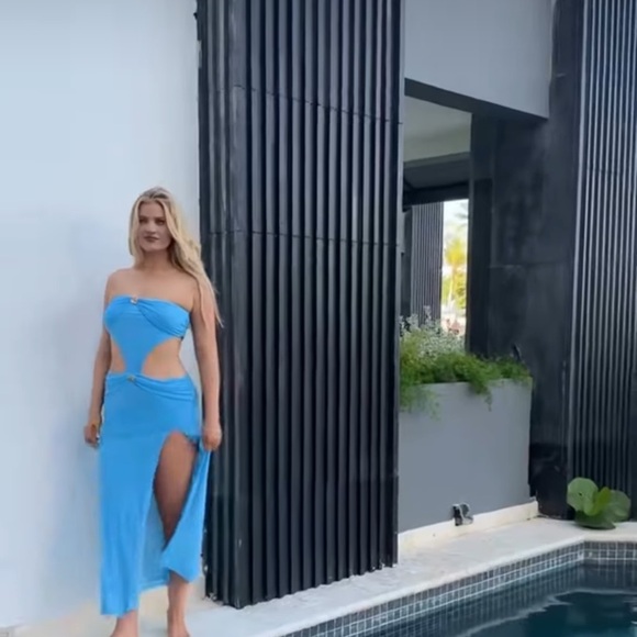 Elegant Blue Women's Dress - Picture 3 of 4